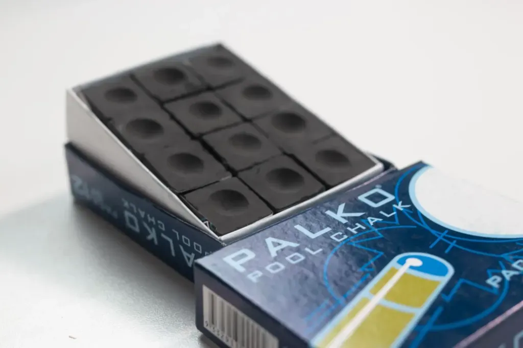 [6eblk] Box of Palko Pool Chalk (12 pieces) (Black).webp