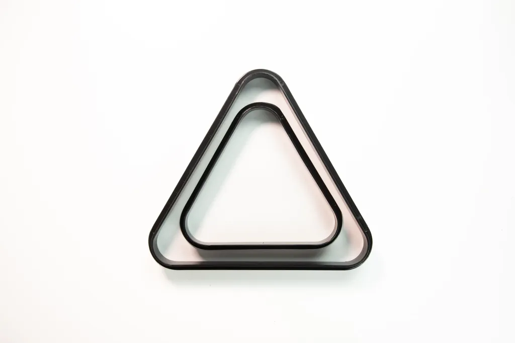 [1q] Plastic Billiard Ball Triangle Rack (1 7/8" Pool Ball Set)
